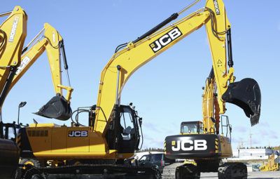 АРЕНДА ГУСЕНИЧНОГО ЭКСКАВАТОРА JCB JS 220